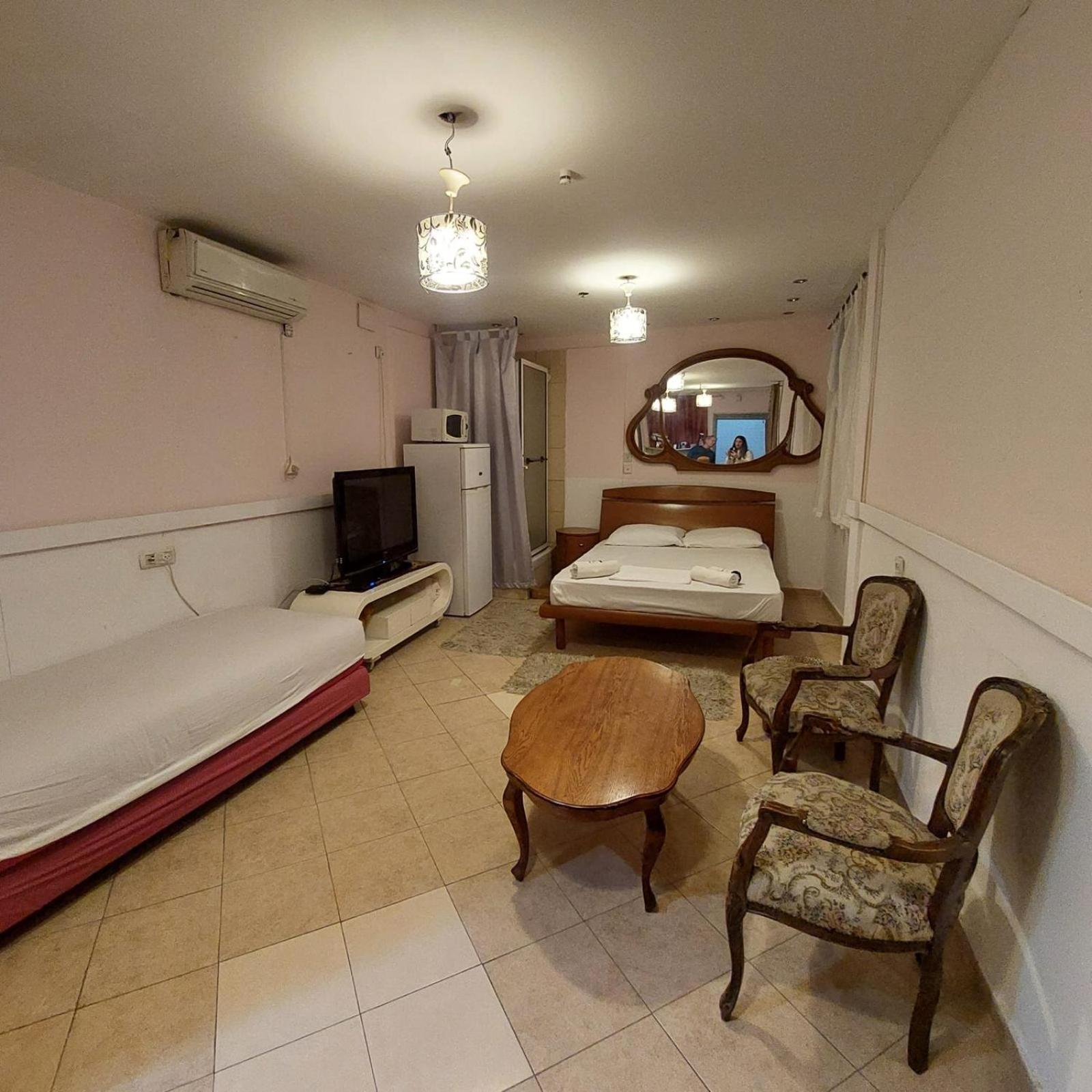 Star Guest- House Otel Or Yehuda Dış mekan fotoğraf