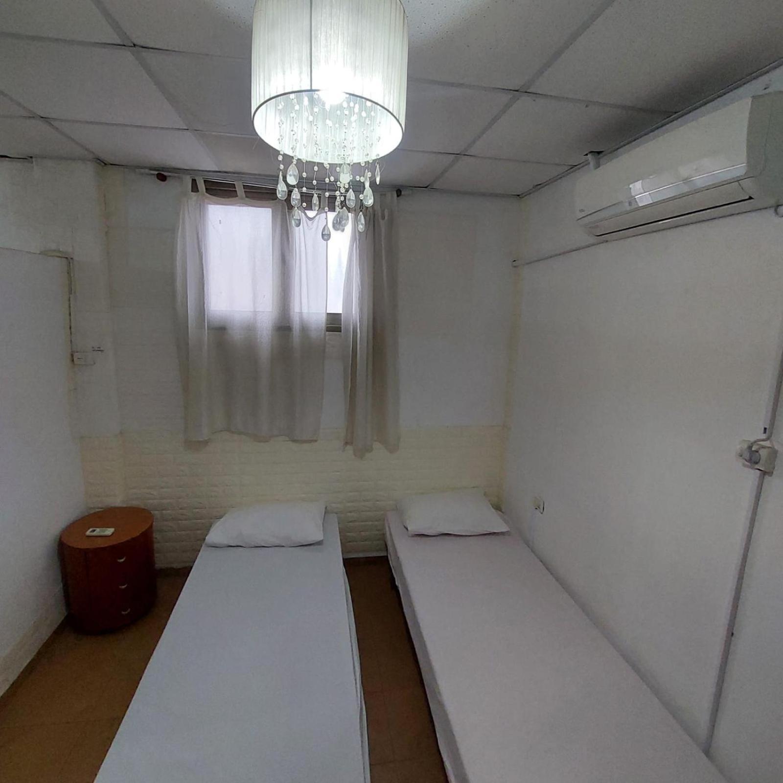 Star Guest- House Otel Or Yehuda Dış mekan fotoğraf